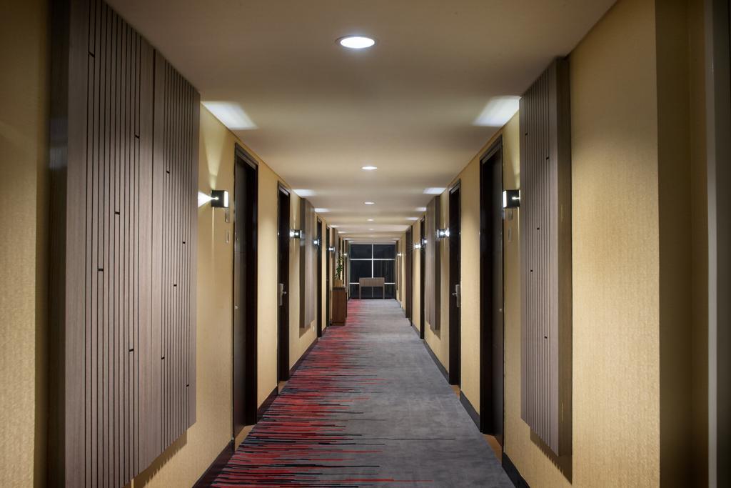ホテル ベスト ウェスタン プレミア ラ グランド バンドン バンドゥン エクステリア 写真